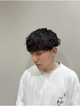 コードバイケンジ 戸塚(CODE by KENJE) 抜け感×立体感。王道のモテパーマ