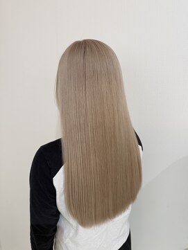 イリス(Iris) ミルクティーベージュ