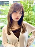 ツヤ感×柔らかさが叶うロングレイヤーカット/銀座駅