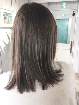 ギャレット 新宿店(Garret)の写真/新宿南口4分★【Cut+縮毛矯正+5StepケラチンTr¥11000】リピーター続出中!!もちが良くて湿気も気にならない!