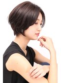 シンプルショートヘア