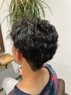 バグズ ヘアデザイン 桔梗が丘店(Baguz HAIR DESIGN) ツーブロック刈り上げパーマスタイル20代30代40代