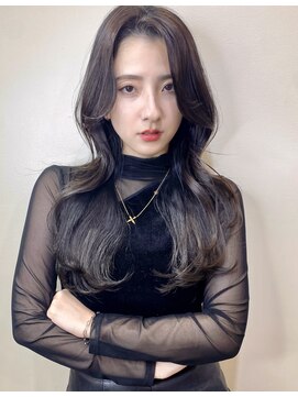 アリスバイアフロート 自由が丘(ALICe by AFLOAT) 流れるサイドバング／ダークグレージュ