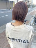 大人気ぱつっと切りっぱなしボブ×ピンクベージュ