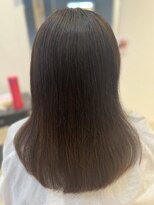 ヴィヴァーチェイルソーレ(VIVACE ilsole)&nbsp;20代30代40代大人可愛い髪質改善小顔艶感ミディグレージュ