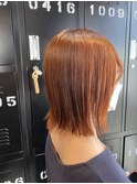 オレンジカラー×切りっぱなしボブ