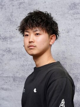 ロバーツヘアー 吉祥寺店 ツーブロックスパイラルパーマ〈吉祥寺/男性/メンズ/バーバー〉