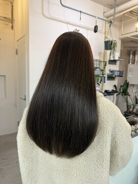 ピノ(pino.) オリーブベージュブラウンカラー赤みなしカラーロングレイヤー