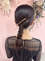 サロン ド ユーア(salon de yuua) オトナかわいい タイトアレンジ お呼ばれヘア