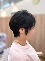 ヒビ(hibi)&nbsp;襟足すっきり大人ショート