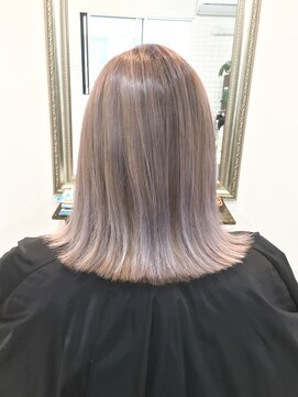 ヘアーデザイン クレオ(CREO) ホワイト　ラベンダー