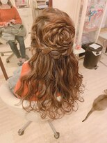 ヘアーセット モコロ(Hair Set MOCORO) お花ヘアアレンジ