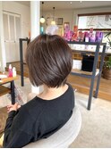 ショートボブ
