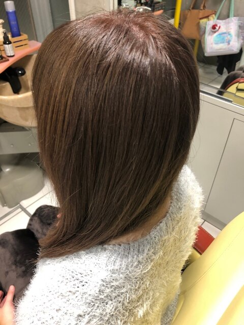 ナチュラルストレートロングツヤ感切りっぱなし☆耳かけ◎小顔◎