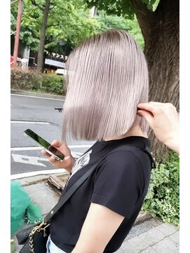 スリー(three) 透ける色