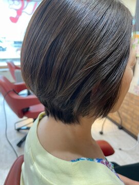 ヘアスタジオブービー ハイライト×ショート