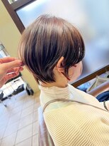 ハピネス クローバー 学園前店(Happiness CLOVER)&nbsp;丸みショート/前髪/顔周りカット/濱崎優/透明感カラー