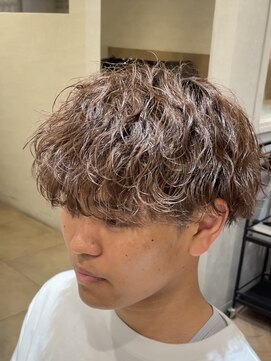 レイズ 名古屋(RAYS) 無造作波巻きスパイラルパーマ刈り上げツーブロックマッシュ　h