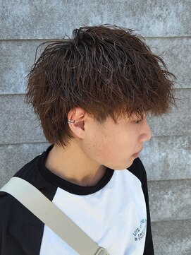 ニアウ 伊勢崎連取店(Niau) マッシュウルフショート波巻きツイストスパイラルパーマメンズ