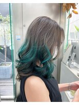 シェリ ヘアデザイン(CHERIE hair design) グラデーショングレー×グリーン☆