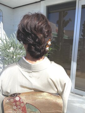 チアーズヘアプレイス(Cheers!! HAIR PLACE) 大人ゆるふわアップスタイル