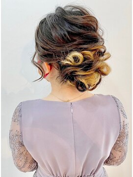 アメリ(AMELIE) 下めアップ