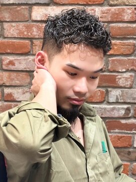 ヒロ銀座 バーバーショップ 札幌本店(HIRO GINZA BARBER SHOP) ビジネスフェードパーマ