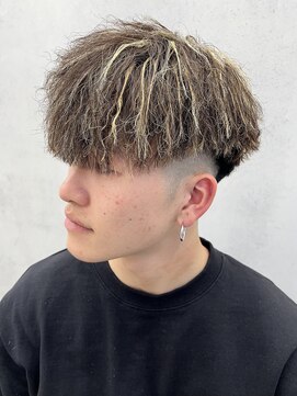 ルースト 西院店(ROOST) イナズマツイスト×金ハイライト