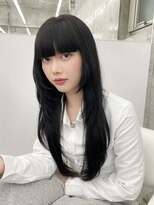 エヌアイ オモテサンドウ(ni omotesando)&nbsp;オリーブグレージュ/重めフルバング/ハイレイヤーカット上野