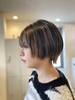 ヘアーサロン イルア 北越谷(hair salon I'LUNA) おしゃれカラーのショート。12.4