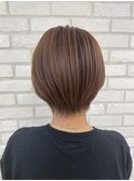 ウォームブラウン×ショートボブ