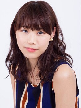 地域初導入のVarijoieトリートメントで他美容室では味わえない色味や透明感、艶々の仕上がりをご提供します