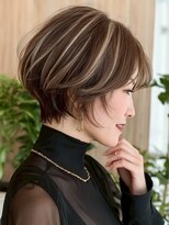 アポロ 横浜駅店(apollo)&nbsp;xブリーチ/ホワイトグレージュ/レイヤーカット/チェリーブラウン