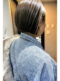 Blue　ボブ×ハイライト×フェイスフレーミング
