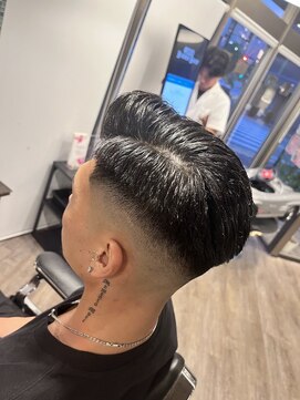 ワンワンオー バーバーショップ 長浜店(@110 BARBER SHOP) サイドパート