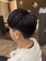 アルターリール(aL ter Rire)&nbsp;MEN'S HAIR/サーフカール/刈り上げセンターパート/鎌取/杉田花乃