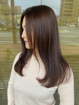 スタイリー(STYLEE)の写真/白髪カバーも自信あり◎髪質改善で艶髪へ！グレイカラーで大人のお洒落を演出♪