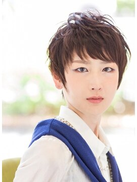 ゼル イオンタウン名西(ZELE) スタイリッシュショート