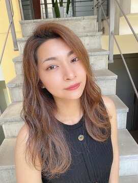 ロンド ストラーダ 心斎橋(Lond strada) 【津賀　涼】ショートグレージュカラーボブウルフココアベージュ