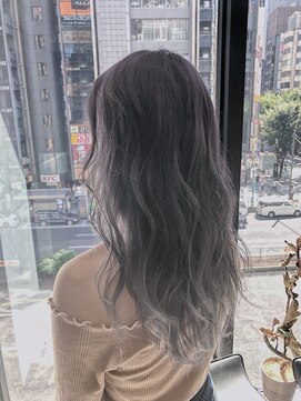 モーション 新宿(motion) ライトグレージュ