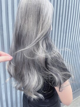 ボックスミコ(Box mico.) 【BOXmico.】大人クールなグレーシルバーレイヤーヘア