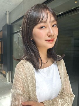 ガーデンヨコハマエスト(GARDEN YOKOHAMA est) シースルー前髪　ミディアムヘア　似合わせカット　フルバング