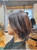 鎖骨レイヤーボブ