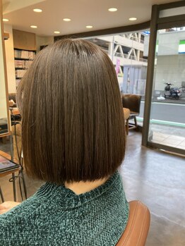 ブギー(BOOGIE)の写真/【4Stepトリートメント】がおすすめ◎髪の内部まで浸透♪丁寧なカウンセリングで理想の髪質へ導きます。