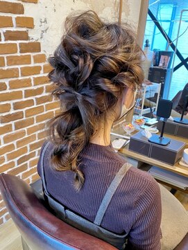 ディーエックス ウエスト(Dxxxx WEST) ヘアアレンジ ヘアセット