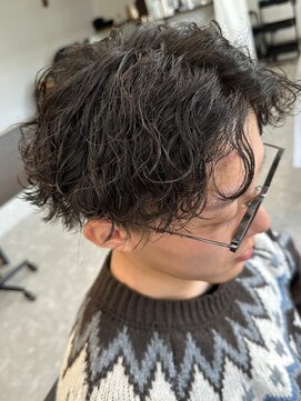 フゥ 宇都宮(FeU) 波巻きパーマメンズパーマメンズヘアツーブロックツイストパーマ