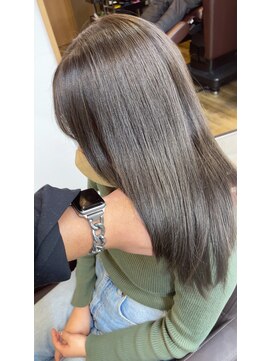 オリビアヘアー(OLIVIA HAIR) かわいい顔周りレイヤー×オリーブグレージュ