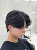 フェザーショート/ニュアンスパーマ/刈り上げセンターパート
