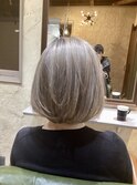 ハイトーンカラーボブ
