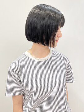 ラクヘアー 明大前(rakhair) ミニボブ/黒髪/ストレートボブ/ショートボブ/切りっぱなし
